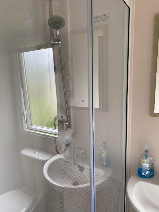 32 Elm Walk Hotel Whitley Bay Ngoại thất bức ảnh